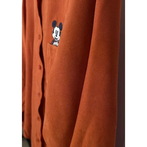 Disney Unisex XL Long Sleeve Button Up Mickey Mouse Soft Just Chillin Shirt - Picture 7 of 10